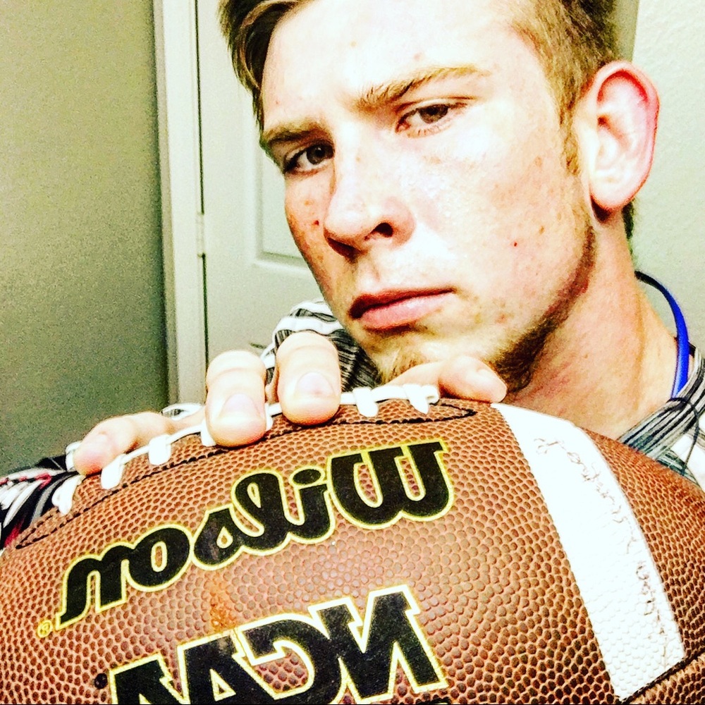 Meet your Posher, Logan